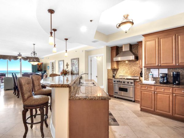 Fort Walton Beach Vacation Rental - Gulf Front Condo with Balcony & Pool