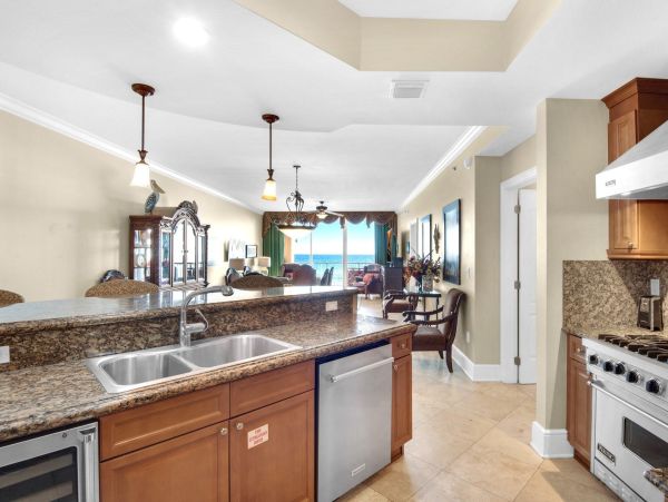 Fort Walton Beach Vacation Rental - Gulf Front Condo with Balcony & Pool