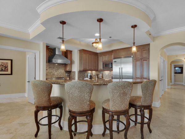 Fort Walton Beach Vacation Rental - Gulf Front Condo with Balcony & Pool