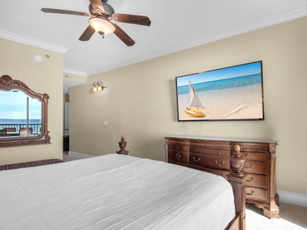 Fort Walton Beach Vacation Rental - Gulf Front Condo with Balcony & Pool