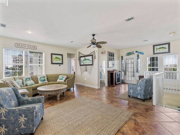 Destin Luxury 6 Bedroom Vacation Pool Home Sleeps 16 Guests