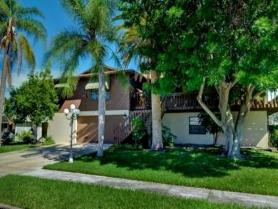 Charming Vacation Rental on Bradenton. Call Today.
