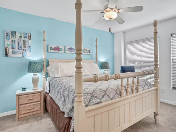 Boutique Hideaway Two Bedrooms Sleeps Six in Indian Rocks