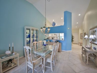 Naples Condo 916430