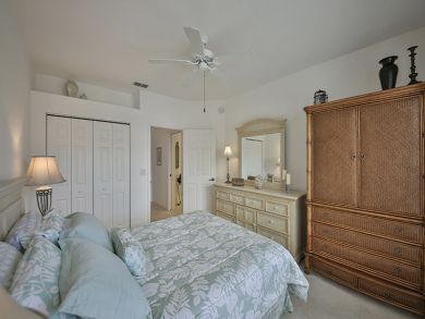 Naples Condo 916430