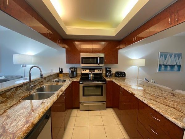 Naples Vacation Condo Two Bedroom Walk to Beach