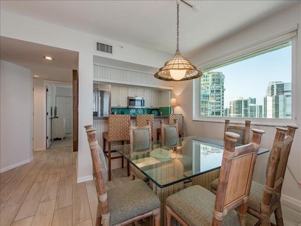 Naples Condo 916453