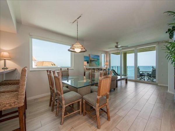 Naples Condo 916453