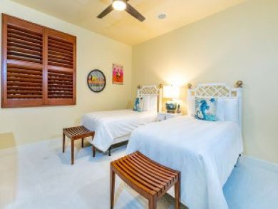 Luxury Two Bedroom in Wailea Penthouse Available Today