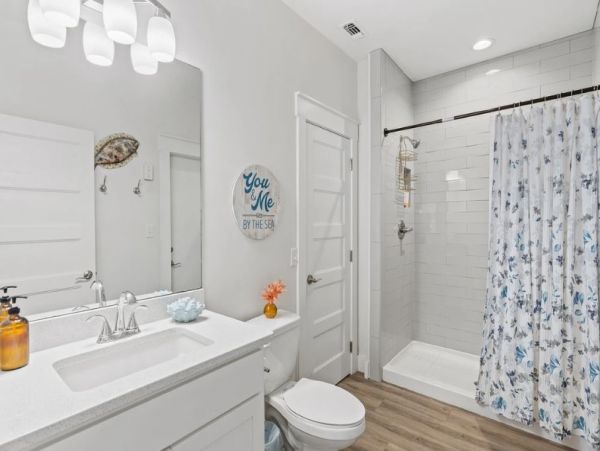 Miramar Beach Luxury Vacation Rental - 6-Bedroom Home Private Pool & Firepit