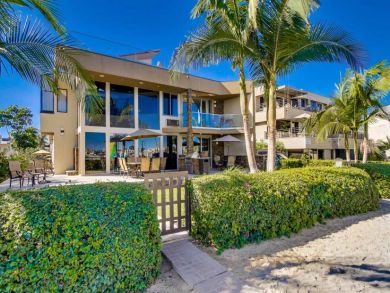 Bay Beach Front Home in Mission Beach,4 Bedrooms Sleeps 10