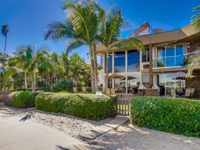 Bay Beach Front Home in Mission Beach,4 Bedrooms Sleeps 10