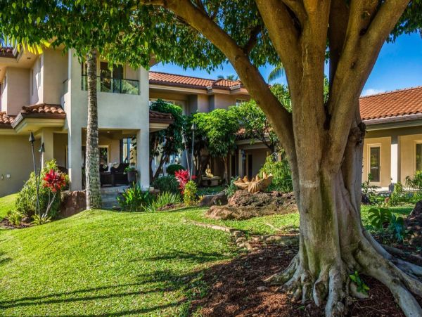 Kaanapali Luxury Beach Front 8 Bedrooms Home