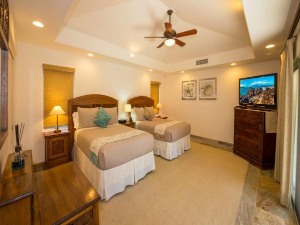 Kaanapali Luxury Beach Front 8 Bedrooms Home