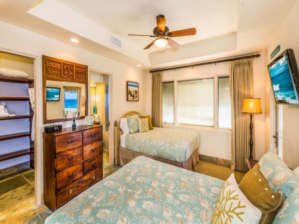 Kaanapali Luxury Beach Front 8 Bedrooms Home