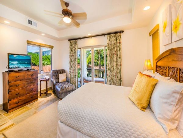 Kaanapali Luxury Beach Front 8 Bedrooms Home