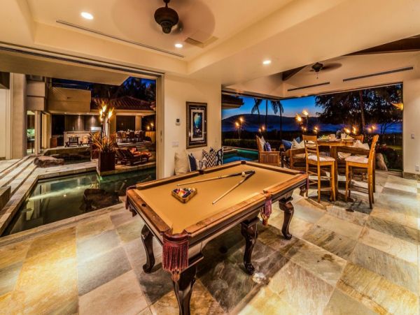 Kaanapali Luxury Beach Front 8 Bedrooms Home
