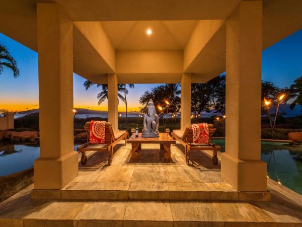 Kaanapali Luxury Beach Front 8 Bedrooms Home