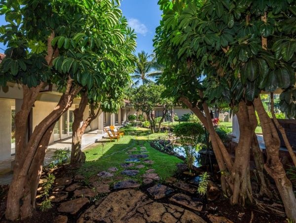 Kaanapali Luxury Beach Front 8 Bedrooms Home