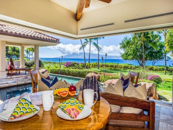 Kaanapali Luxury Beach Front 8 Bedrooms Home