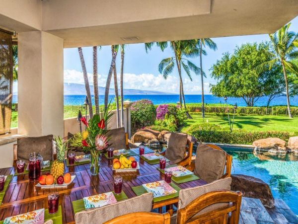 Kaanapali Luxury Beach Front 8 Bedrooms Home