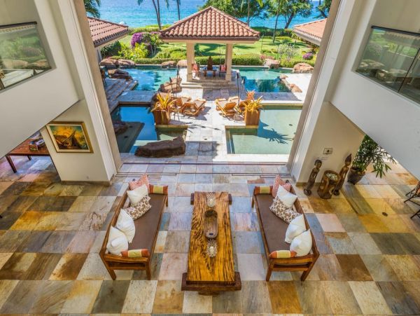 Kaanapali Luxury Beach Front 8 Bedrooms Home