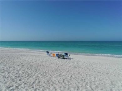 This Anna Maria Rental Sleeps Four Guests Resort Style