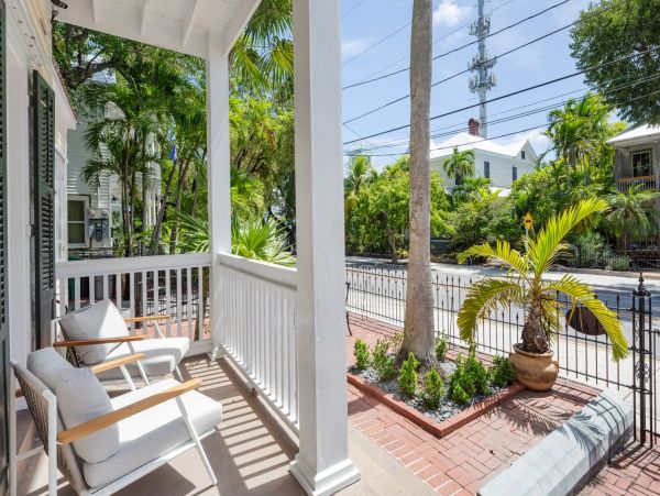 Key West Vacation Home Sleeps Fourteen Guests Private Pool