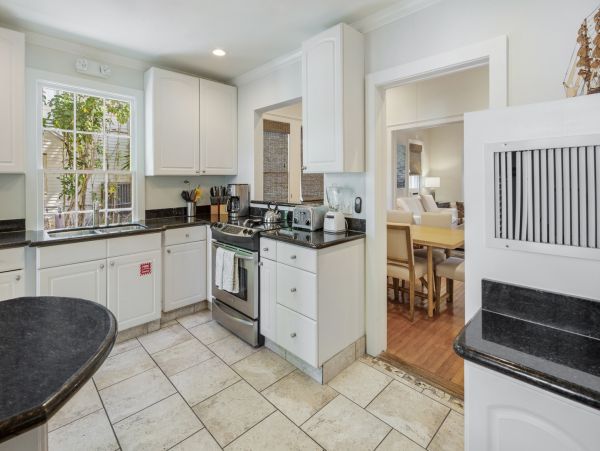 Key West Vacation Home Sleeps Fourteen Guests Private Pool