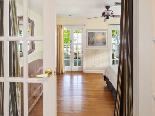 Key West Vacation Home Sleeps Fourteen Guests Private Pool