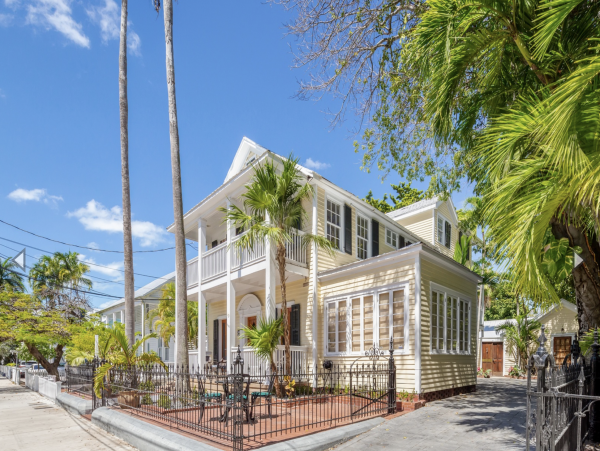 Key West Vacation Home Sleeps Fourteen Guests Private Pool