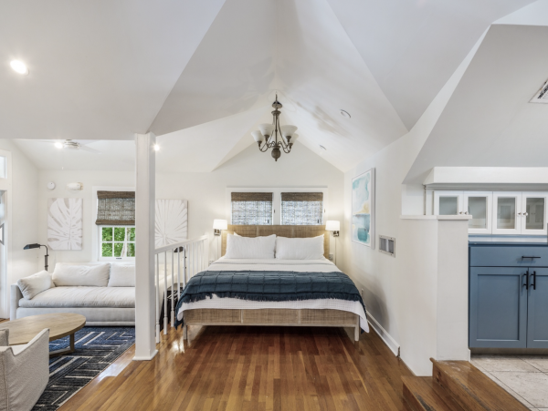 Key West Vacation Home Sleeps Fourteen Guests Private Pool