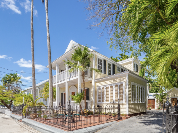 Key West Vacation Home Sleeps Fourteen Guests Private Pool