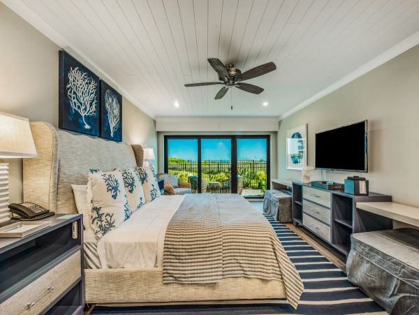 Luxury Studio Suite Sleeps 2 Guests Full Gulf Views