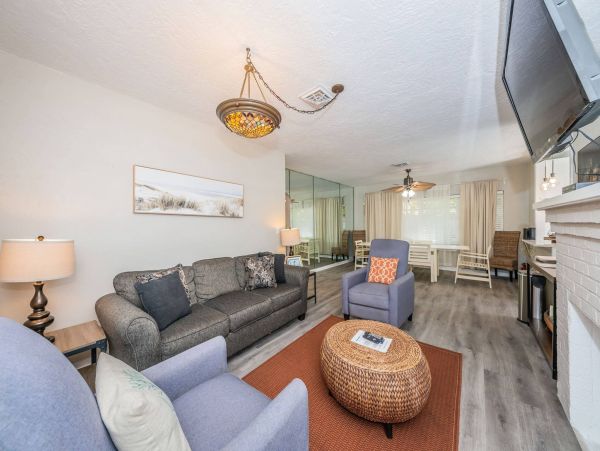 Clearwater Private Rental Homes Sleeps 26 Walk To Beach