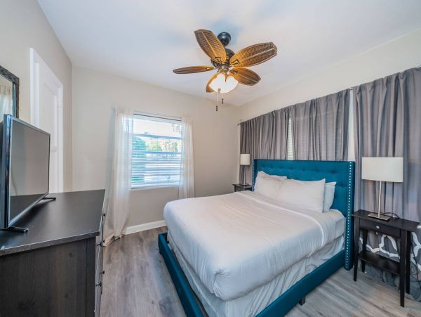 Clearwater Private Rental Homes Sleeps 26 Walk To Beach