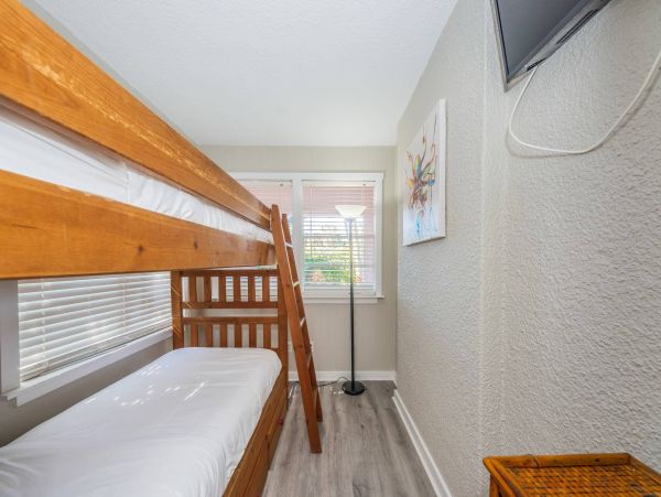 Clearwater Private Rental Homes Sleeps 26 Walk To Beach