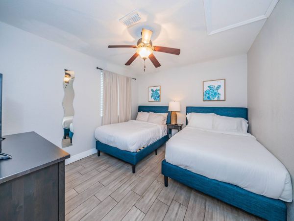 Clearwater Private Rental Homes Sleeps 26 Walk To Beach