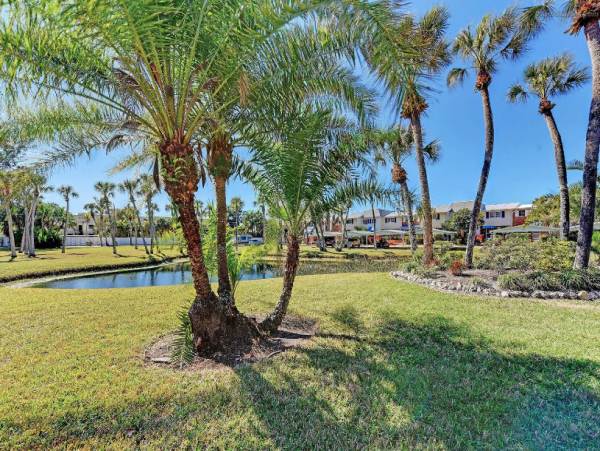 Siesta Key Beachfront Townhome Gulf Views Sleeps 4 Guests