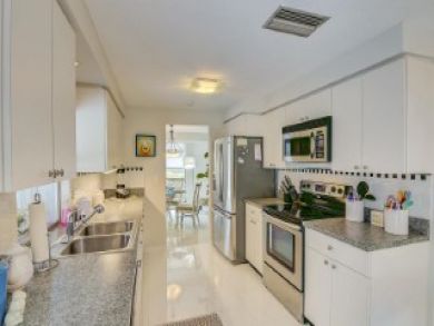 Three Bedroom Vacation Villa in Sarasota Private Pool