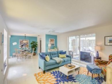 Three Bedroom Vacation Villa in Sarasota Private Pool
