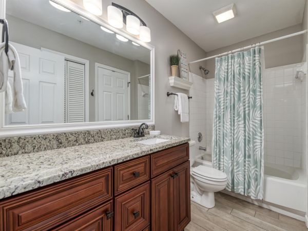 Destin Vacation Rental Beach Condo Two Bedrooms Gulf Views