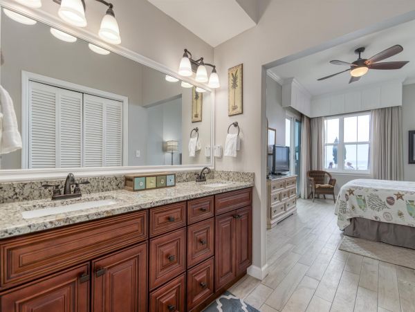Destin Vacation Rental Beach Condo Two Bedrooms Gulf Views
