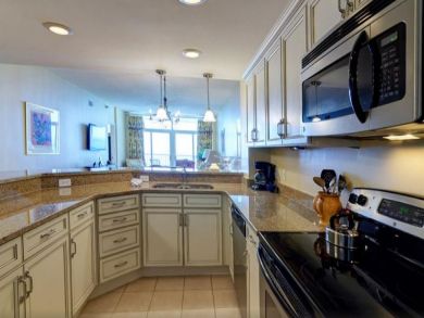 Great Value Destin Vacation Condo Beachfront Sleeps 6
