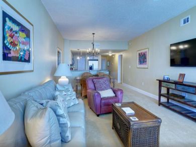 Great Value Destin Vacation Condo Beachfront Sleeps 6