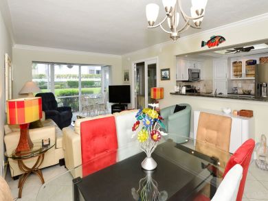 Siesta Key Two Bedroom Vacation Rental Sleeps Four