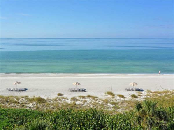Longboat Key Beach Front Vacation Condo