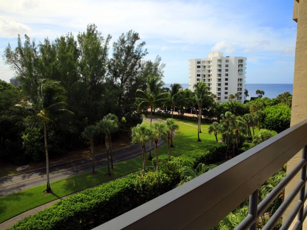 Longboat Key Beach Front Vacation Condo
