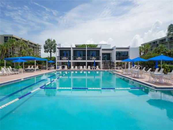 Longboat Key Beach Front Vacation Condo