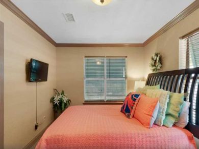 Four Bedroom Vacation Home in Destin Sleeps 12